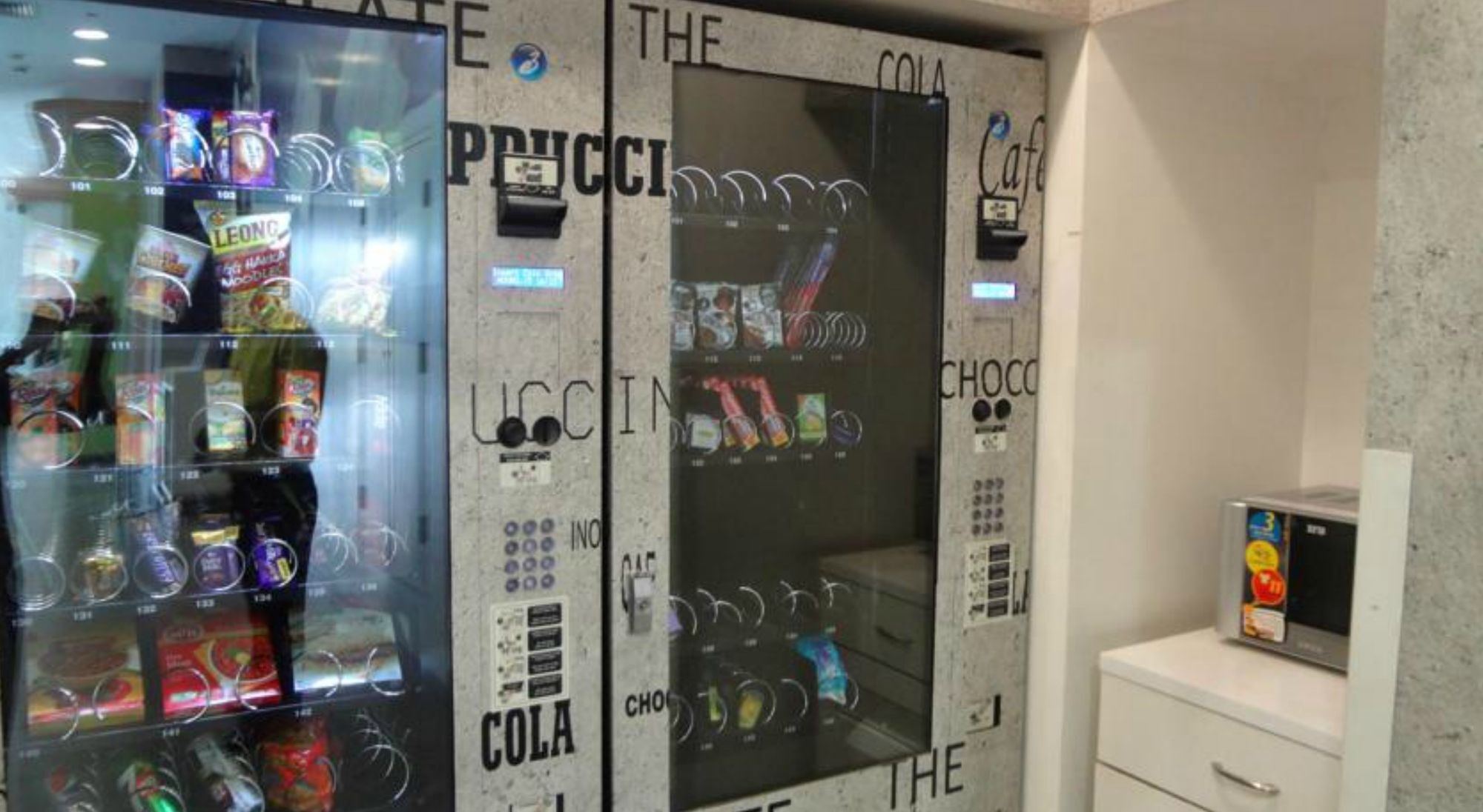 ホリデイ イン エクスプレス プネー ヒンジャワディ Pimpri-Chinchwad エクステリア 写真