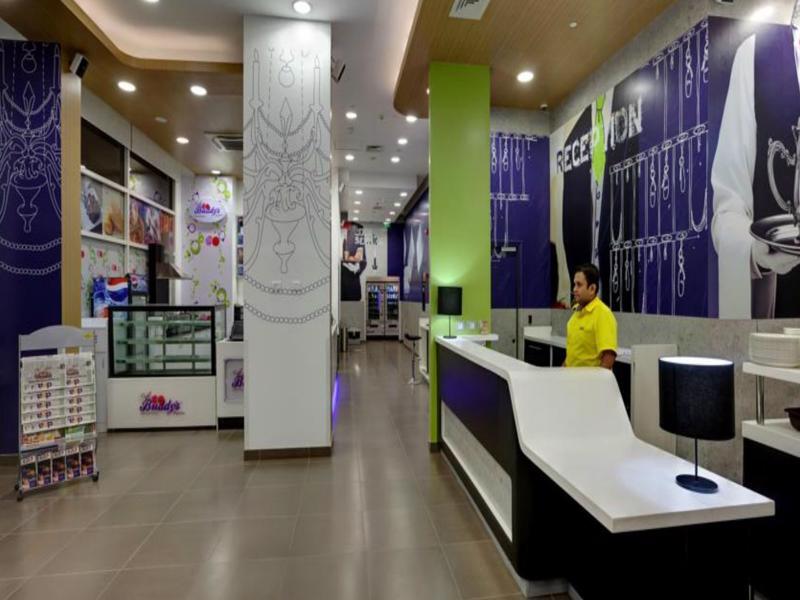 ホリデイ イン エクスプレス プネー ヒンジャワディ Pimpri-Chinchwad エクステリア 写真